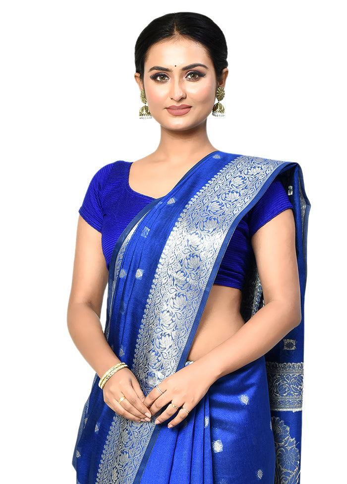 Blue Cotton Saree With Blouse Piece