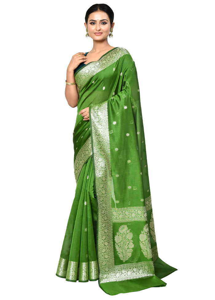 Green Cotton Saree With Blouse Piece