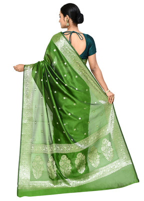 Green Cotton Saree With Blouse Piece