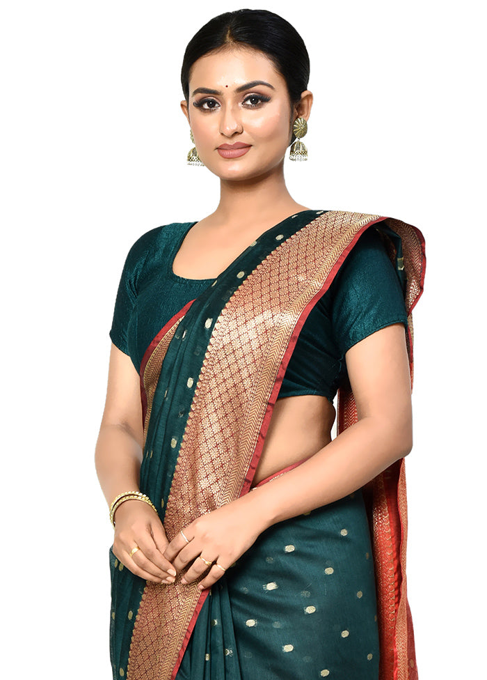 Green Cotton Saree With Blouse Piece