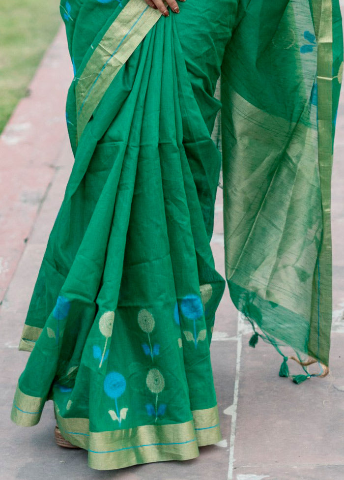 Green Cotton Saree With Blouse Piece