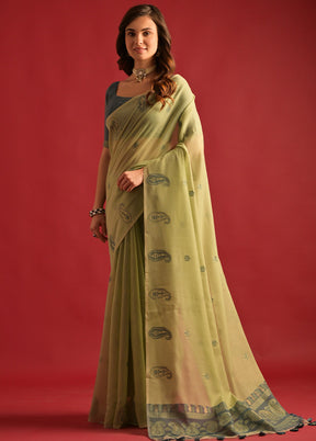 Pista Green Pure Cotton Saree With Blouse Piece