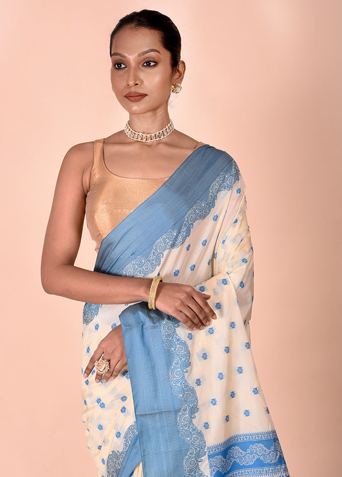 Cream Kanjivaram Silk Saree With Blouse Piece