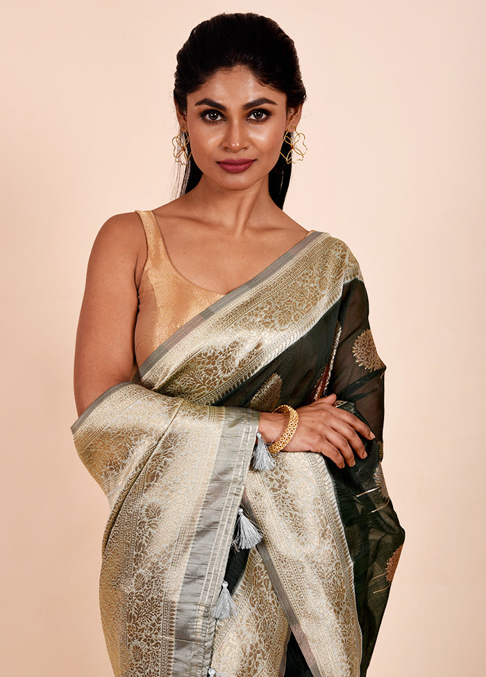 Green Kora Silk Saree With Blouse Piece