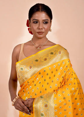 Yellow Banarasi Silk Saree With Blouse Piece