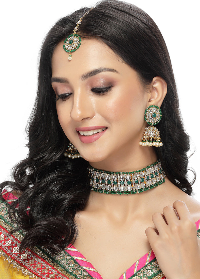 Green Alloy Glossy Jewellery Set