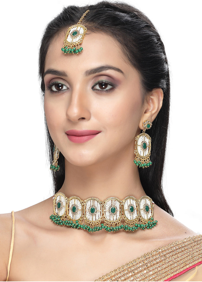 Green Alloy Glossy Jewellery Set