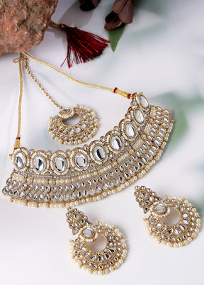 White Alloy Glossy Jewellery Set