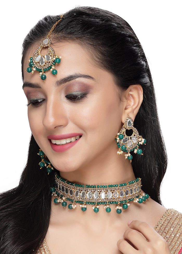 Green Alloy Glossy Jewellery Set