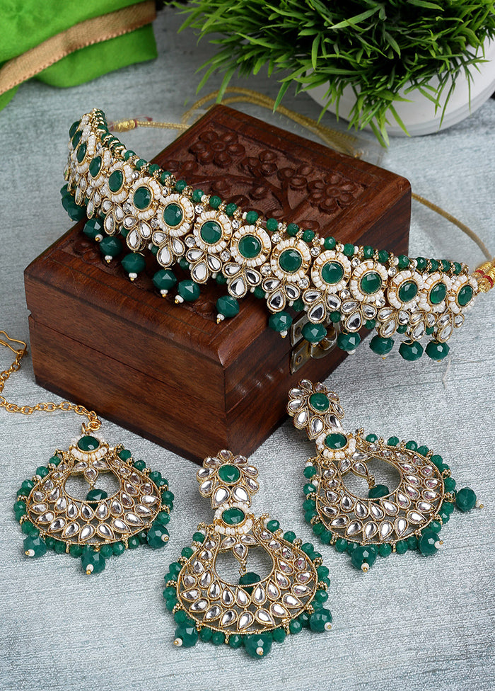 Green Alloy Glossy Jewellery Set