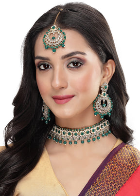 Green Alloy Glossy Jewellery Set