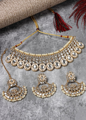 White Alloy Glossy Jewellery Set