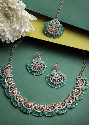 Green Alloy Glossy Jewellery Set