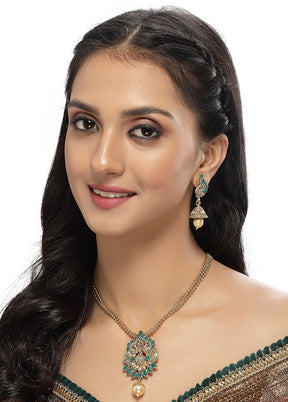 Green Alloy Glossy Jewellery Set