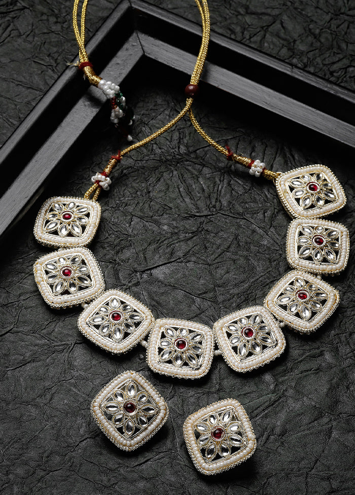 White Alloy Glossy Jewellery Set