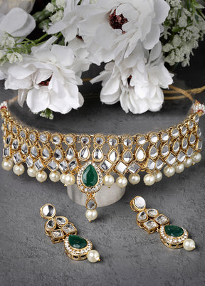 Green Alloy Glossy Jewellery Set