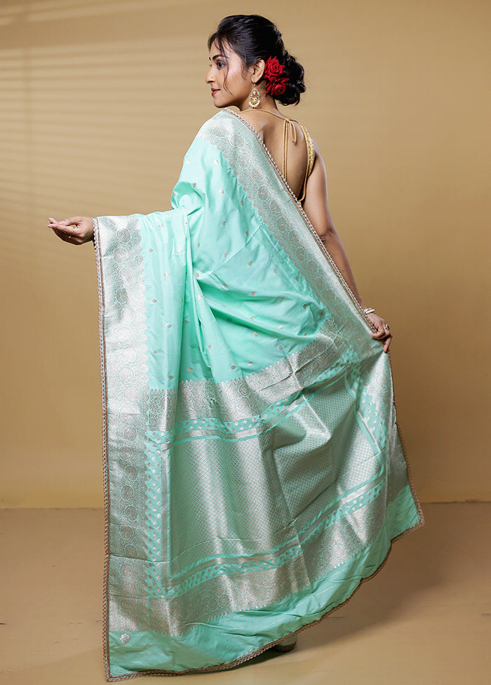 Green Dupion Silk Saree With Blouse Piece