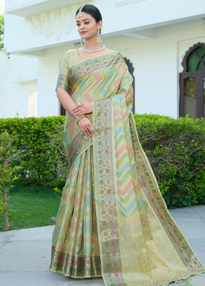 Pista Green Silk Saree With Blouse Piece