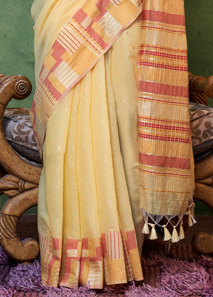 Light Yellow Cotton Saree With Blouse Piece