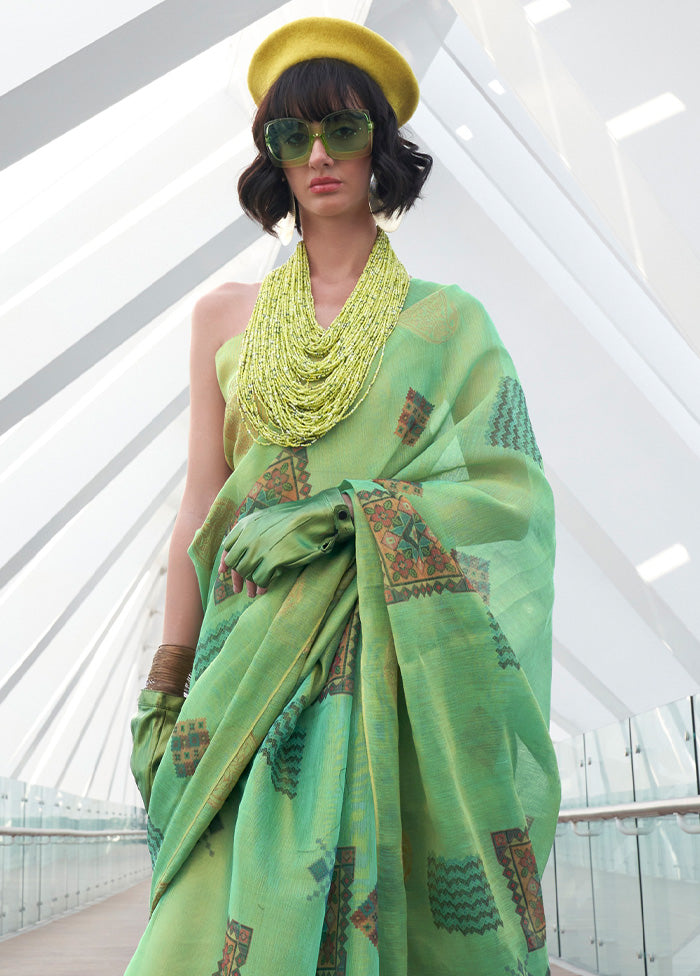 Green Spun Silk Saree With Blouse Piece