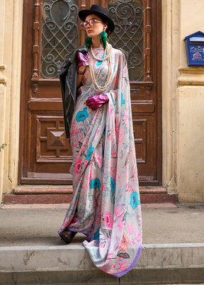 Multicolor Georgette Saree With Blouse Piece