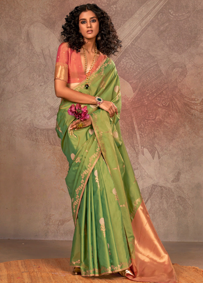 Green Spun Silk Saree With Blouse Piece