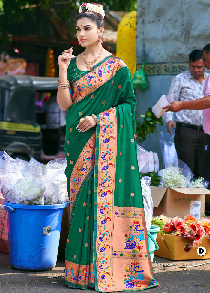 Green Dupion Silk Saree With Blouse Piece