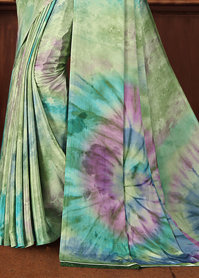 Green Crepe Silk Saree With Blouse Piece