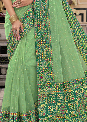 Green Spun Silk Saree With Blouse Piece