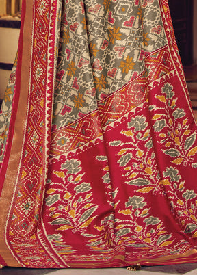 Multicolor Spun Silk Saree With Blouse Piece