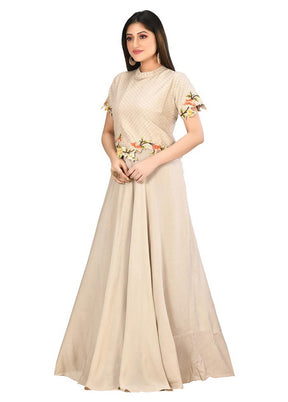 L Gray Muslin Silk Short Sleeves Solid Gown VDVSF00040 - Indian Silk House Agencies