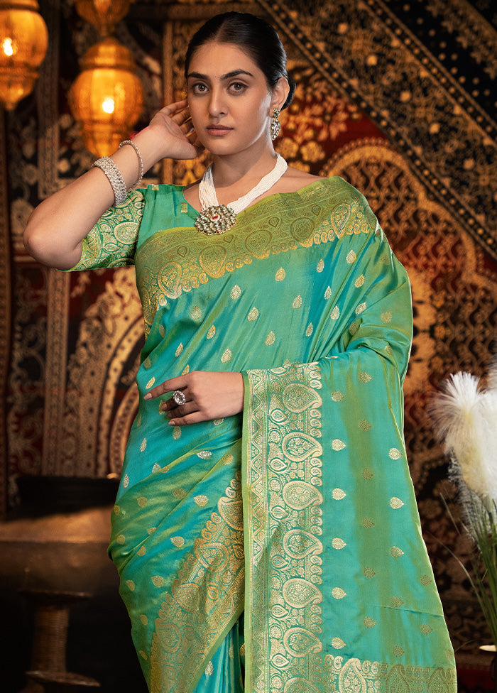 Green Banarasi Silk Saree With Blouse Piece