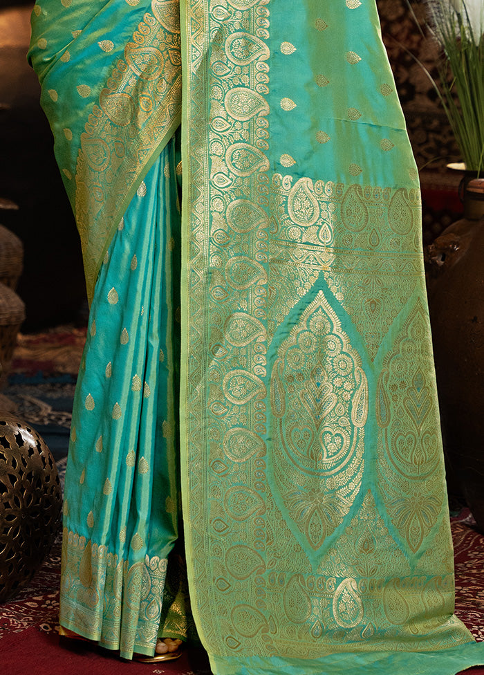 Green Banarasi Silk Saree With Blouse Piece