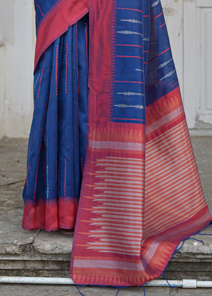 Blue Dupion Silk Saree With Blouse Piece