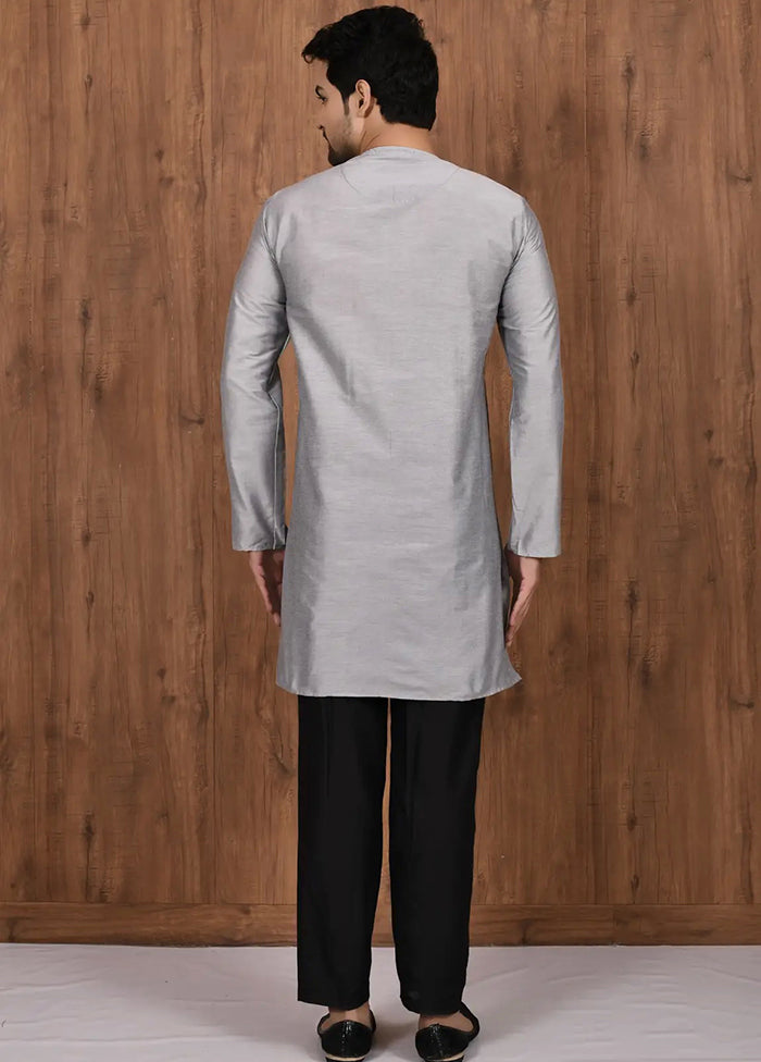 Grey Silk Kurta And Pajama Set VDSF1802450