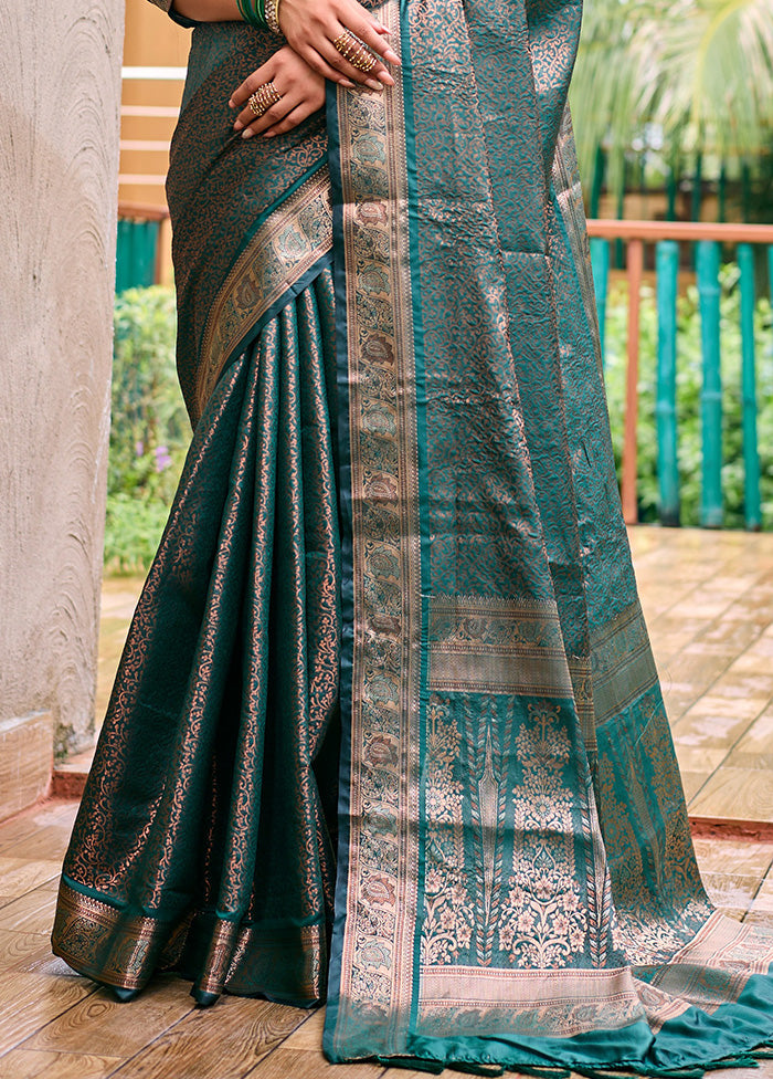 Bottle Green Kanjivaram Silk Saree With Blouse Piece