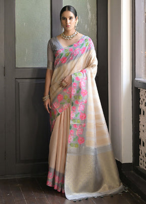 Cream Banarasi Silk Saree With Blouse Piece