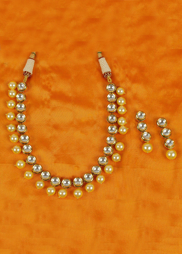 Golden Alloy Jewellery Set