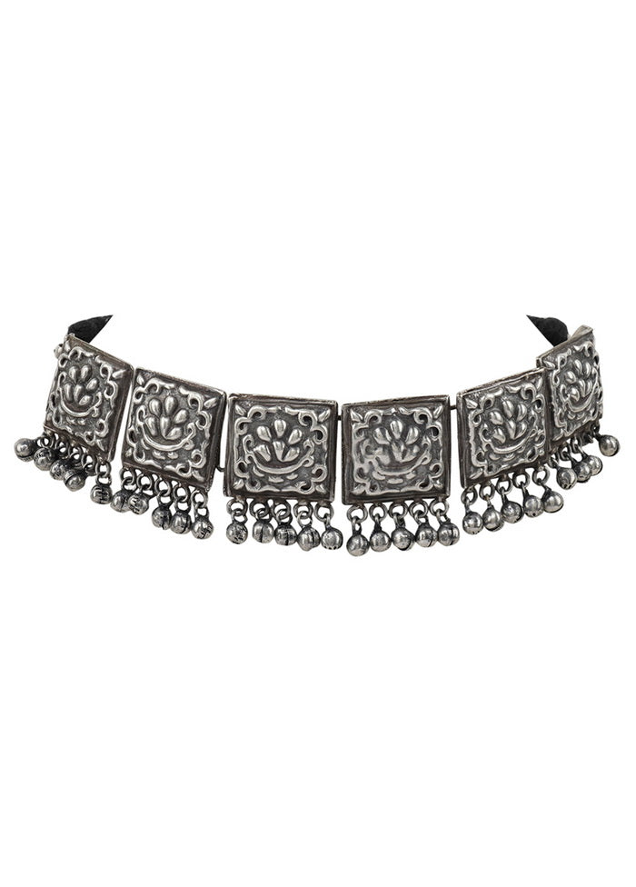 A Stunning Nacklace Silver Tone Finish With Intricate Handcrafted Detailing - Indian Silk House Agencies