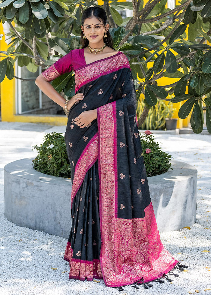 Black Banarasi Silk Saree With Blouse Piece