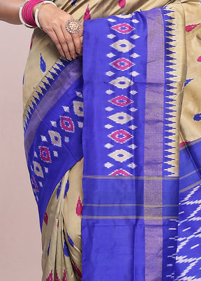 Cream Ikkat Pure Silk Saree With Blouse Piece - Indian Silk House Agencies