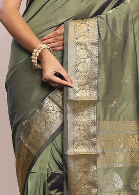 Green Kanjivaram Silk Saree With Blouse Piece - Indian Silk House Agencies