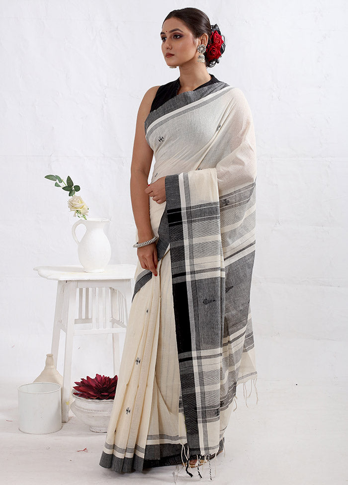Cream Matka Silk Saree With Blouse Piece - Indian Silk House Agencies