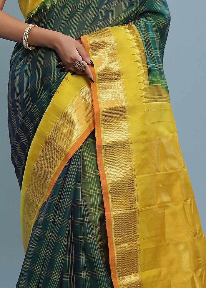Green Silk Cotton Gadwal Saree Without Blouse Piece - Indian Silk House Agencies
