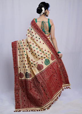 Cream Assam Pure Silk Saree With Blouse Piece - Indian Silk House Agencies