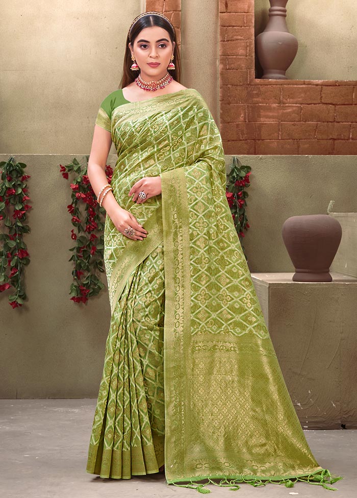 Green Cotton Saree With Blouse Piece - Indian Silk House Agencies