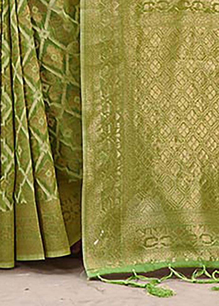 Green Cotton Saree With Blouse Piece - Indian Silk House Agencies