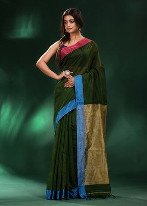 Green Cotton Saree With Blouse Piece - Indian Silk House Agencies