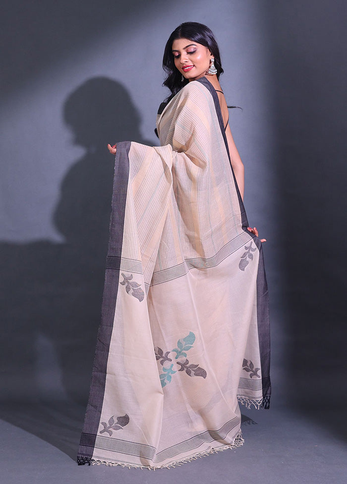 Off White Pure Cotton Saree With Blouse Piece - Indian Silk House Agencies