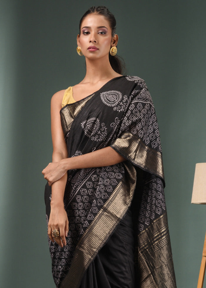 Black Dupion Silk Saree With Blouse Piece - Indian Silk House Agencies